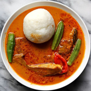Rice balls with groundnut soup